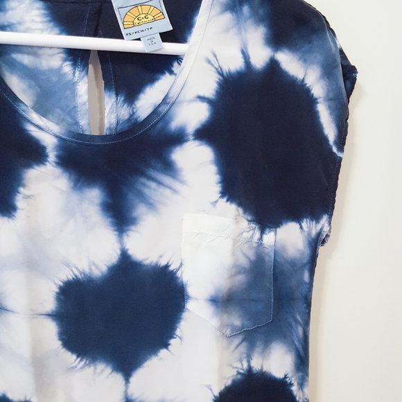 C&C California Blue Tie Dye Shift Dress - Picture 2 of 5